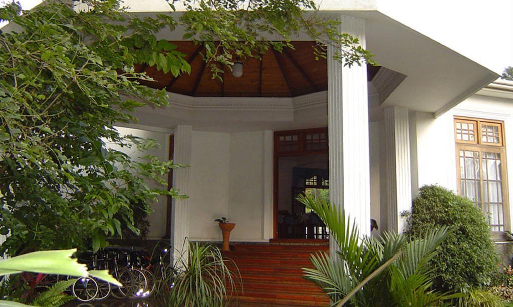 Hotel Water Garden Belihuloya Exterior foto